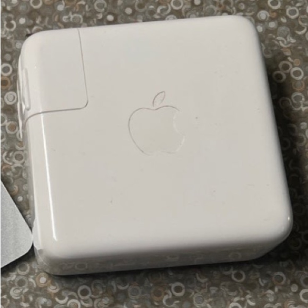 Apple Power adapter